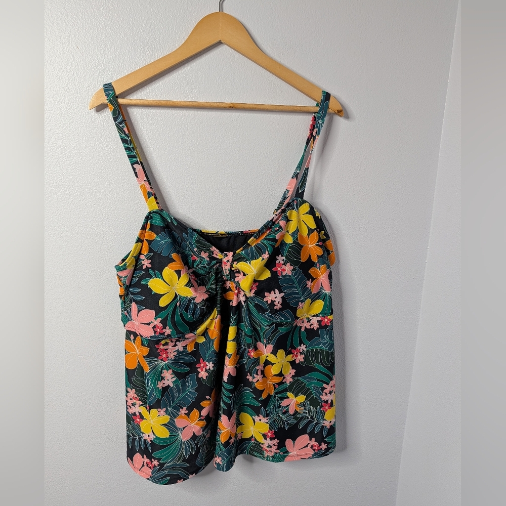 Old Navy Plus‎ Size 4X Floral Tankini Swim Top Adjustable Straps